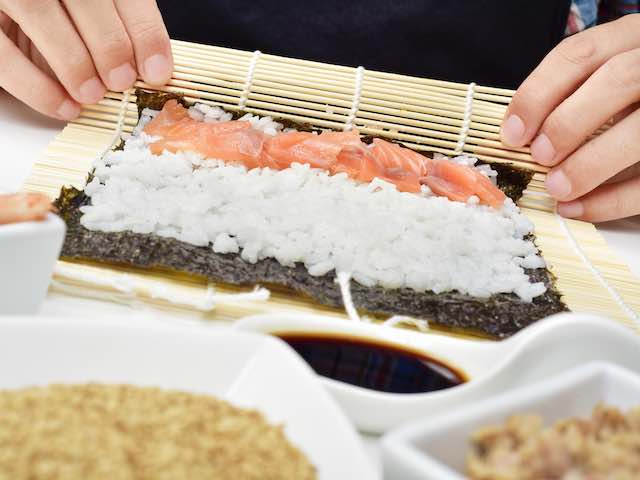 Kochkurs-Sushi es ist angerichtet